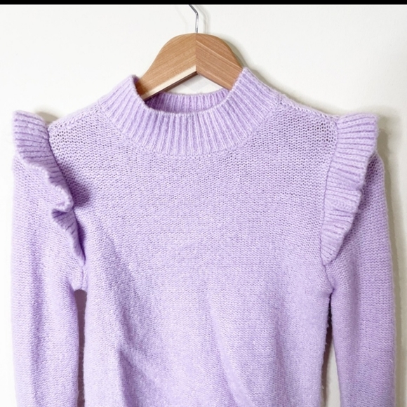 Wild Fable lavender ruffled shoulder mock neck - Picture 4 of 7